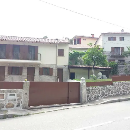 شقة Casa Dina Doceira *