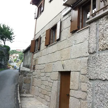 アパート Casa Dina Doceira