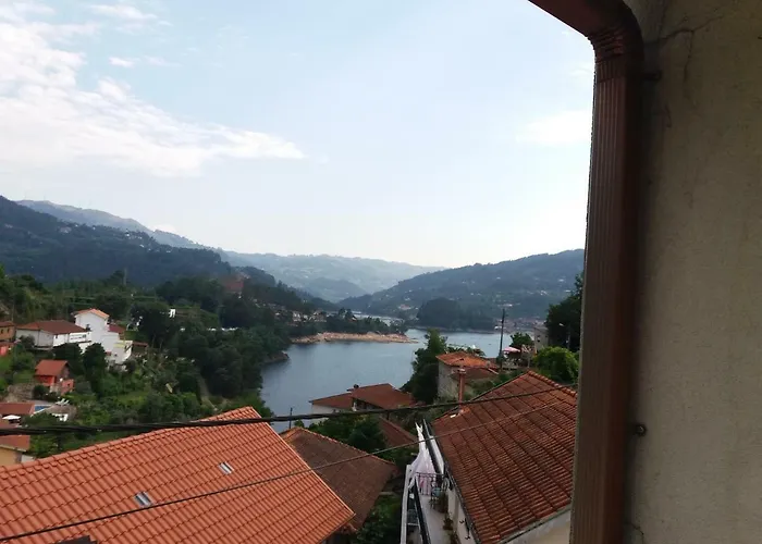 Casa Dina Doceira Apartamento Gerês